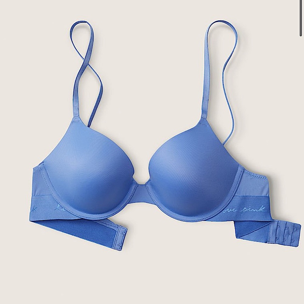 Lightly used, Victoria secret bra, WEAR EVERYWHERE T-SHIRT LIGHTLY LINED BRA